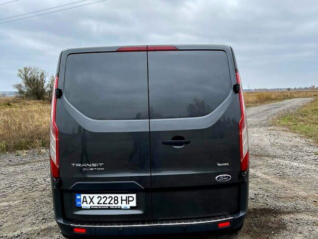 Серый Форд Custom, объемом двигателя 2.2 л и пробегом 200 тыс. км за 16500 $, фото 5 на Automoto.ua