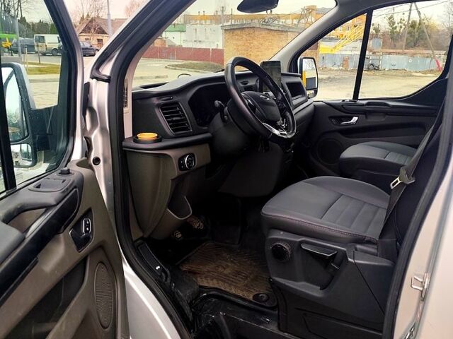 Серый Форд Custom, объемом двигателя 2 л и пробегом 382 тыс. км за 22000 $, фото 2 на Automoto.ua