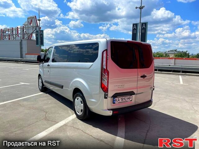 Серый Форд Custom, объемом двигателя 2 л и пробегом 195 тыс. км за 22500 $, фото 14 на Automoto.ua