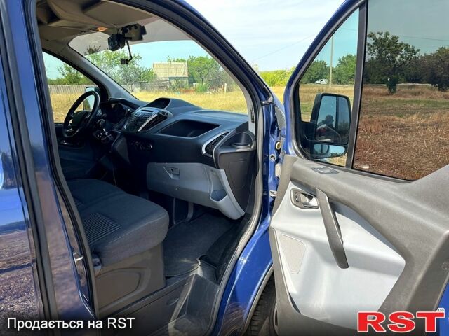 Синий Форд Custom, объемом двигателя 2.2 л и пробегом 260 тыс. км за 10000 $, фото 11 на Automoto.ua