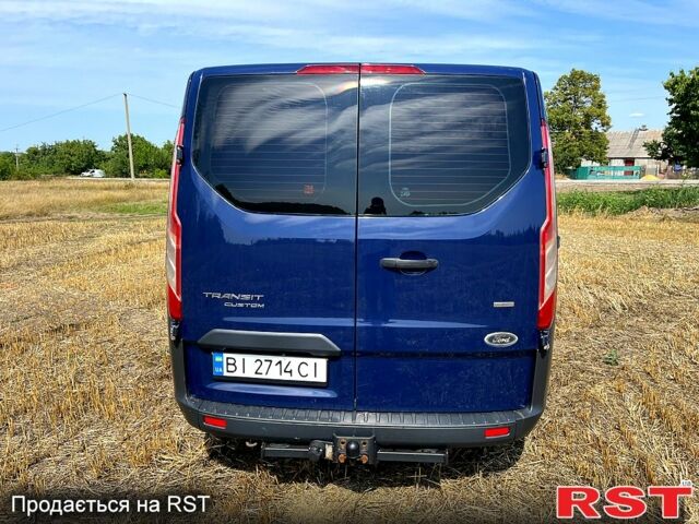 Синий Форд Custom, объемом двигателя 2.2 л и пробегом 260 тыс. км за 10000 $, фото 5 на Automoto.ua