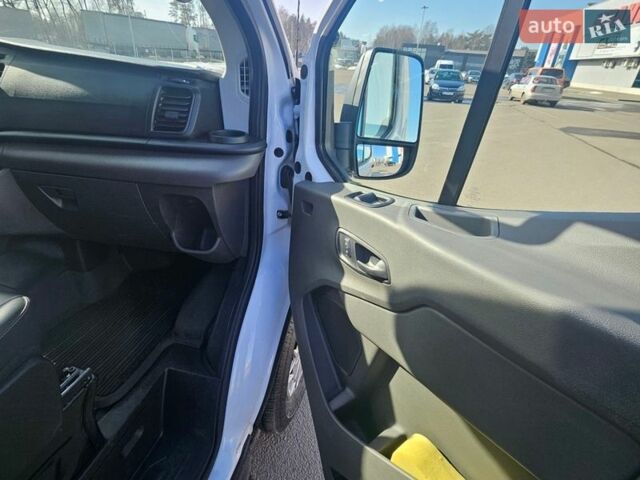 Білий Форд E-Transit, об'ємом двигуна 0 л та пробігом 75 тис. км за 30000 $, фото 17 на Automoto.ua