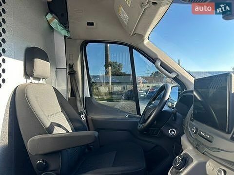 Білий Форд E-Transit, об'ємом двигуна 0 л та пробігом 94 тис. км за 34900 $, фото 14 на Automoto.ua