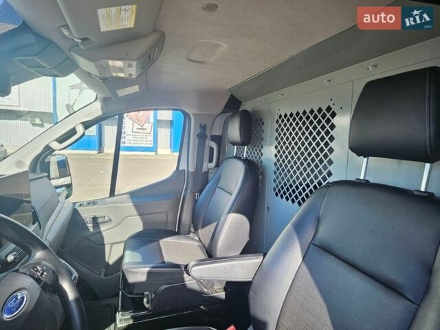 Білий Форд E-Transit, об'ємом двигуна 0 л та пробігом 75 тис. км за 30000 $, фото 11 на Automoto.ua
