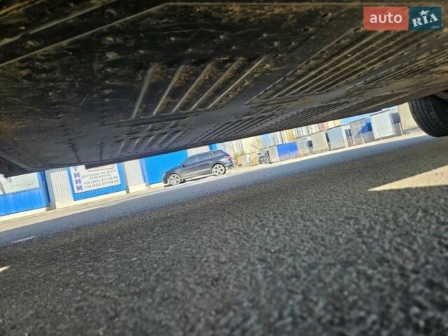 Білий Форд E-Transit, об'ємом двигуна 0 л та пробігом 75 тис. км за 30000 $, фото 23 на Automoto.ua