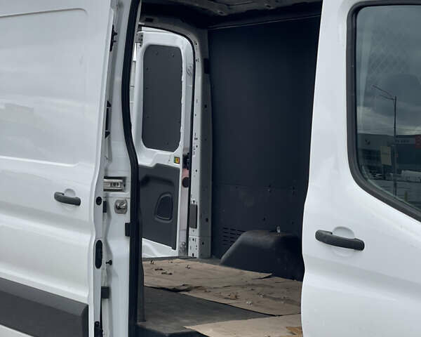 Білий Форд E-Transit, об'ємом двигуна 0 л та пробігом 53 тис. км за 26950 $, фото 3 на Automoto.ua