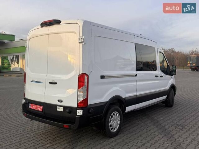 Белый Форд E-Transit, объемом двигателя 0 л и пробегом 37 тыс. км за 35500 $, фото 26 на Automoto.ua