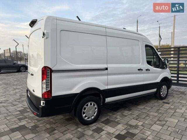 Белый Форд E-Transit, объемом двигателя 0 л и пробегом 12 тыс. км за 39900 $, фото 2 на Automoto.ua