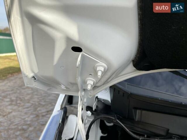 Белый Форд E-Transit, объемом двигателя 0 л и пробегом 26 тыс. км за 32999 $, фото 25 на Automoto.ua