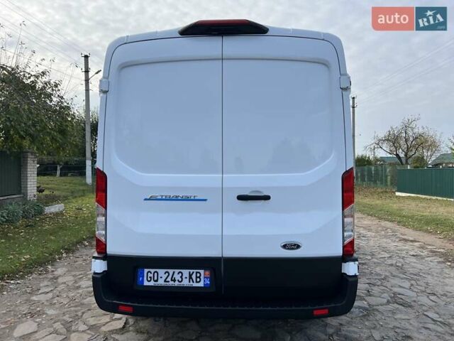 Белый Форд E-Transit, объемом двигателя 0 л и пробегом 26 тыс. км за 32999 $, фото 5 на Automoto.ua