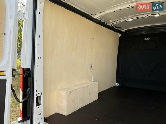 Белый Форд E-Transit, объемом двигателя 0 л и пробегом 26 тыс. км за 32999 $, фото 33 на Automoto.ua