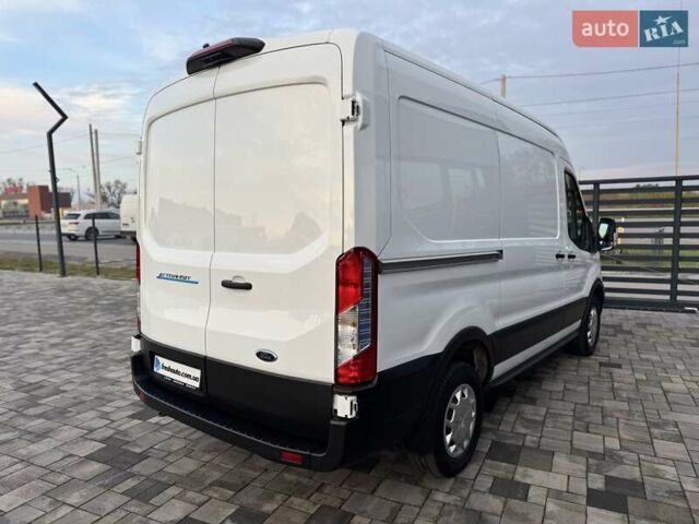 Белый Форд E-Transit, объемом двигателя 0 л и пробегом 12 тыс. км за 39900 $, фото 28 на Automoto.ua