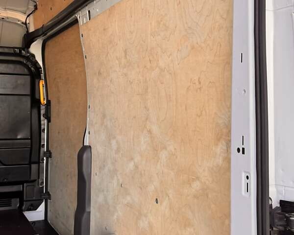 Белый Форд E-Transit, объемом двигателя 0 л и пробегом 31 тыс. км за 38500 $, фото 29 на Automoto.ua