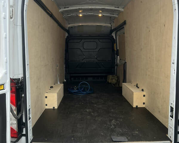 Белый Форд E-Transit, объемом двигателя 0 л и пробегом 89 тыс. км за 35500 $, фото 16 на Automoto.ua