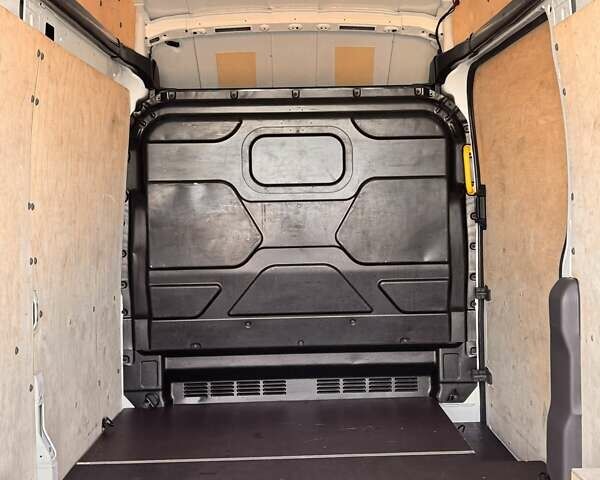 Белый Форд E-Transit, объемом двигателя 0 л и пробегом 31 тыс. км за 38500 $, фото 28 на Automoto.ua