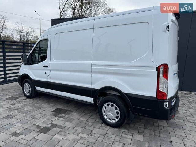 Белый Форд E-Transit, объемом двигателя 0 л и пробегом 9 тыс. км за 39900 $, фото 9 на Automoto.ua