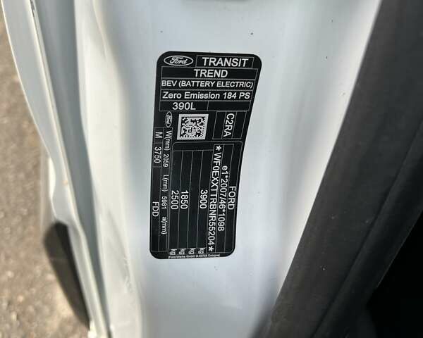 Белый Форд E-Transit, объемом двигателя 0 л и пробегом 30 тыс. км за 31999 $, фото 11 на Automoto.ua