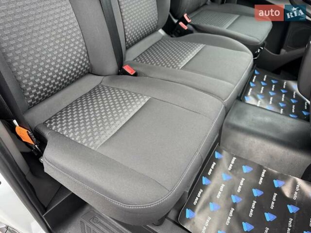 Белый Форд E-Transit, объемом двигателя 0 л и пробегом 9 тыс. км за 39900 $, фото 35 на Automoto.ua