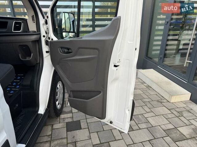 Белый Форд E-Transit, объемом двигателя 0 л и пробегом 12 тыс. км за 39900 $, фото 12 на Automoto.ua