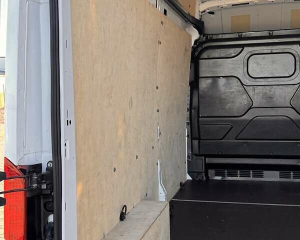 Белый Форд E-Transit, объемом двигателя 0 л и пробегом 31 тыс. км за 38500 $, фото 27 на Automoto.ua