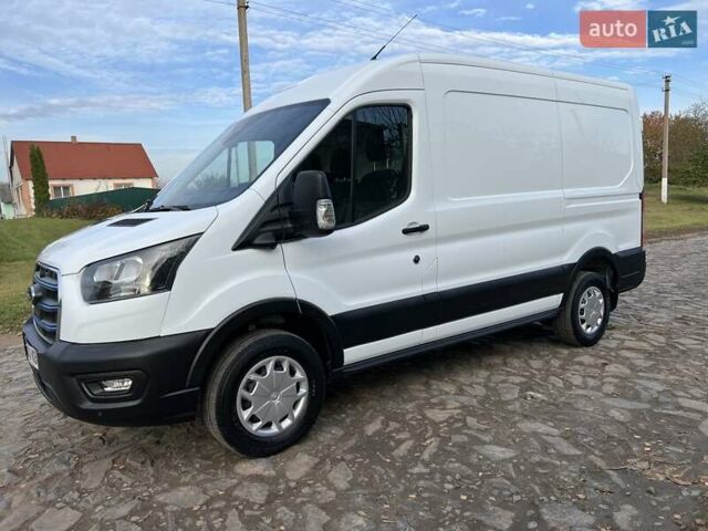 Белый Форд E-Transit, объемом двигателя 0 л и пробегом 26 тыс. км за 32999 $, фото 2 на Automoto.ua