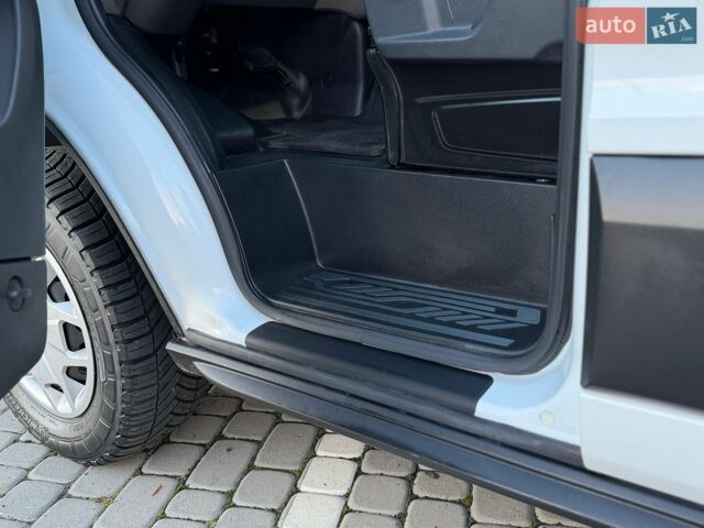 Білий Форд E-Transit, об'ємом двигуна 0 л та пробігом 23 тис. км за 37800 $, фото 23 на Automoto.ua