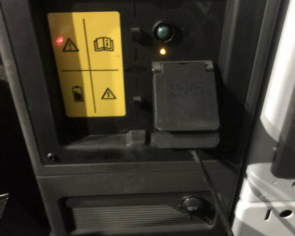 Білий Форд E-Transit, об'ємом двигуна 0 л та пробігом 12 тис. км за 28000 $, фото 5 на Automoto.ua