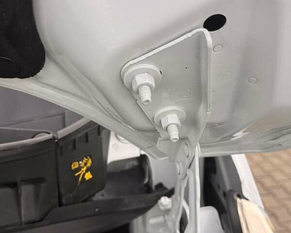 Белый Форд E-Transit, объемом двигателя 0 л и пробегом 37 тыс. км за 35500 $, фото 2 на Automoto.ua