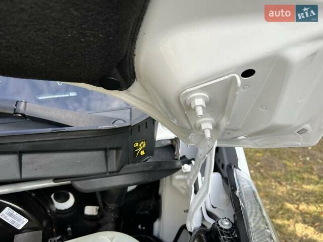 Белый Форд E-Transit, объемом двигателя 0 л и пробегом 26 тыс. км за 32999 $, фото 27 на Automoto.ua