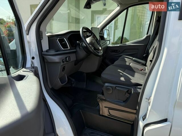 Белый Форд E-Transit, объемом двигателя 0 л и пробегом 45 тыс. км за 35000 $, фото 3 на Automoto.ua
