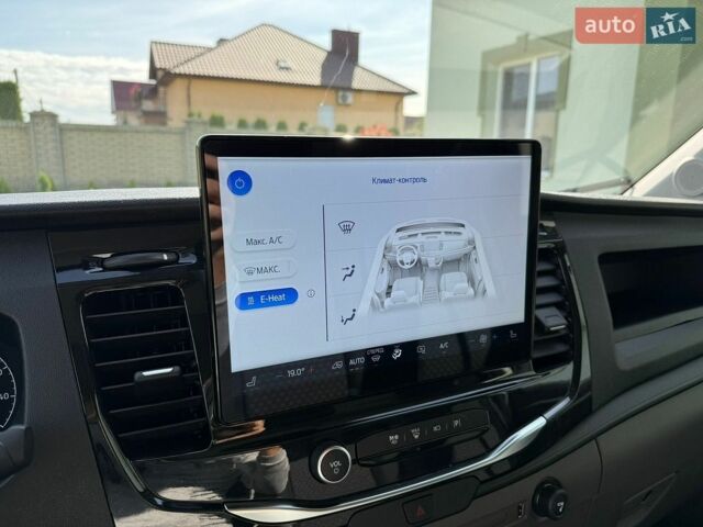 Белый Форд E-Transit, объемом двигателя 0 л и пробегом 45 тыс. км за 35000 $, фото 58 на Automoto.ua