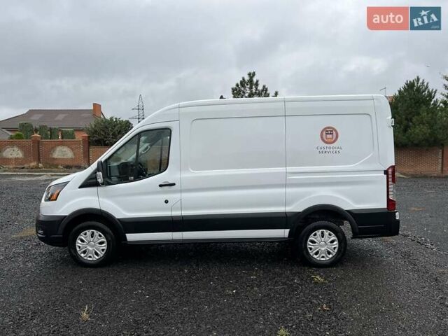 Белый Форд E-Transit, объемом двигателя 0 л и пробегом 15 тыс. км за 33500 $, фото 1 на Automoto.ua
