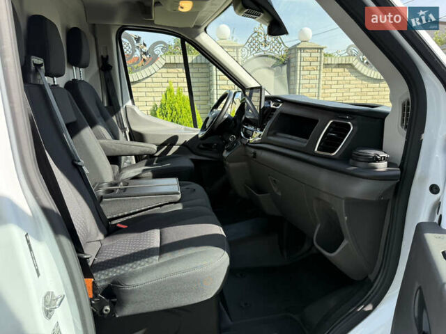 Белый Форд E-Transit, объемом двигателя 0 л и пробегом 40 тыс. км за 33000 $, фото 68 на Automoto.ua