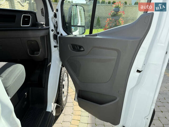 Белый Форд E-Transit, объемом двигателя 0 л и пробегом 40 тыс. км за 33000 $, фото 65 на Automoto.ua