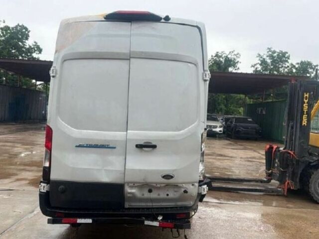 Форд E-Transit, объемом двигателя 0 л и пробегом 139 тыс. км за 21500 $, фото 1 на Automoto.ua