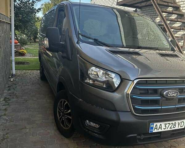 Серый Форд E-Transit, объемом двигателя 0 л и пробегом 46 тыс. км за 31900 $, фото 2 на Automoto.ua
