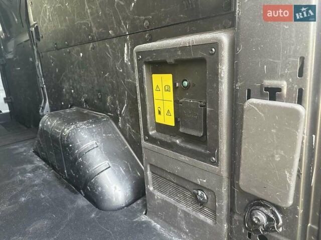 Серый Форд E-Transit, объемом двигателя 0 л и пробегом 46 тыс. км за 31900 $, фото 20 на Automoto.ua