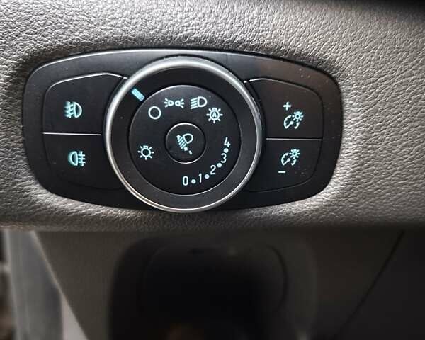 Бежевий Форд E-Transit Custom, об'ємом двигуна 2 л та пробігом 46 тис. км за 27000 $, фото 28 на Automoto.ua