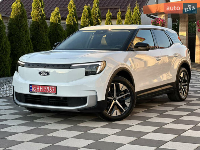 Белый Форд Explorer EV, объемом двигателя 0 л и пробегом 5 тыс. км за 38000 $, фото 3 на Automoto.ua