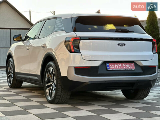 Белый Форд Explorer EV, объемом двигателя 0 л и пробегом 5 тыс. км за 38000 $, фото 24 на Automoto.ua