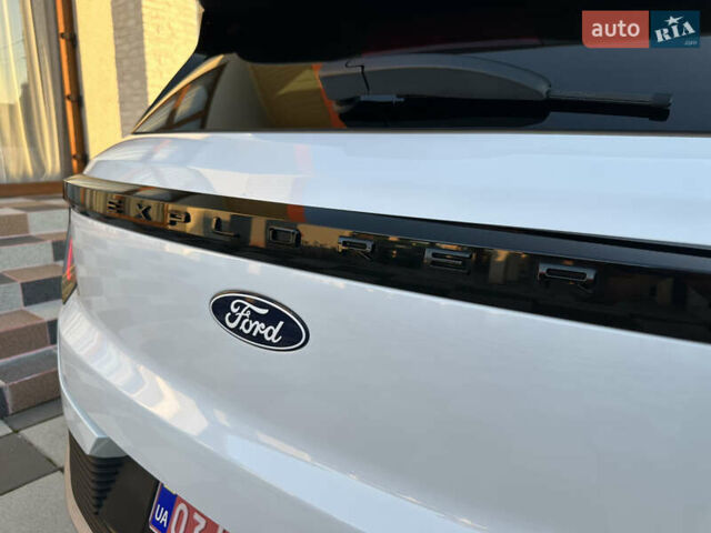 Белый Форд Explorer EV, объемом двигателя 0 л и пробегом 5 тыс. км за 38000 $, фото 20 на Automoto.ua