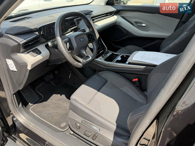 Черный Форд Explorer EV, объемом двигателя 0 л и пробегом 1 тыс. км за 34999 $, фото 57 на Automoto.ua
