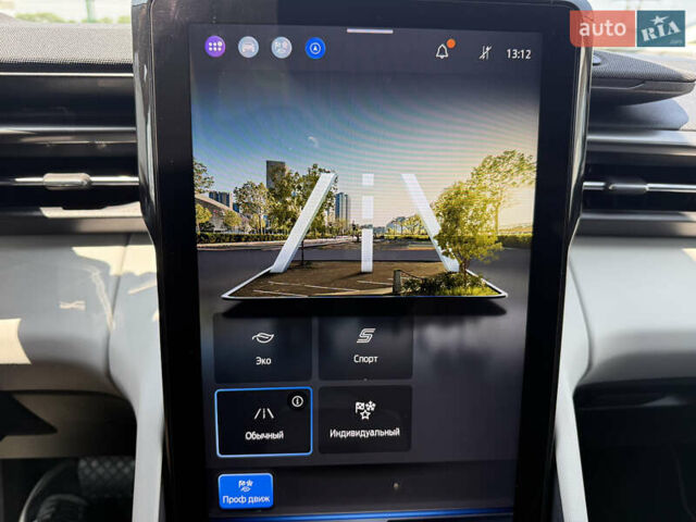 Черный Форд Explorer EV, объемом двигателя 0 л и пробегом 1 тыс. км за 34999 $, фото 3 на Automoto.ua