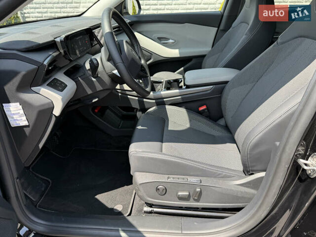 Черный Форд Explorer EV, объемом двигателя 0 л и пробегом 1 тыс. км за 34999 $, фото 24 на Automoto.ua