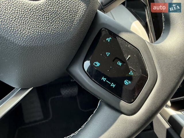 Черный Форд Explorer EV, объемом двигателя 0 л и пробегом 1 тыс. км за 34999 $, фото 30 на Automoto.ua