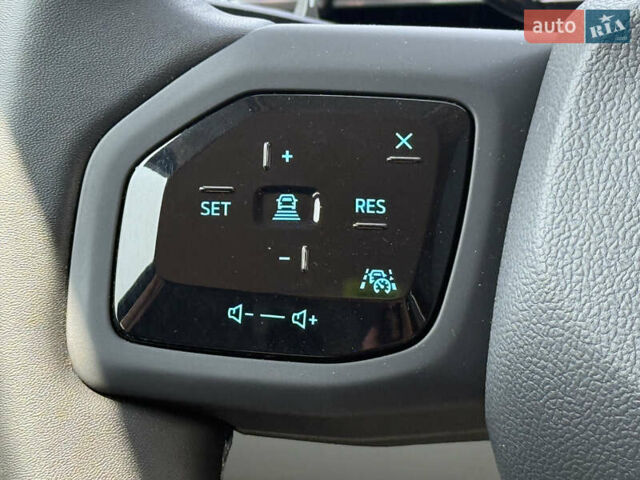 Черный Форд Explorer EV, объемом двигателя 0 л и пробегом 1 тыс. км за 34999 $, фото 50 на Automoto.ua