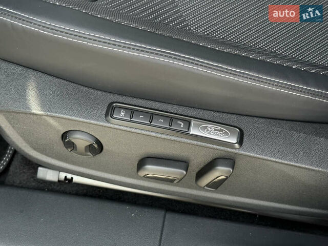 Синий Форд Explorer EV, объемом двигателя 0 л и пробегом 8 тыс. км за 35900 $, фото 24 на Automoto.ua