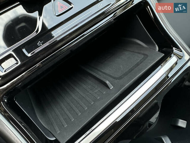 Синий Форд Explorer EV, объемом двигателя 0 л и пробегом 8 тыс. км за 35900 $, фото 33 на Automoto.ua