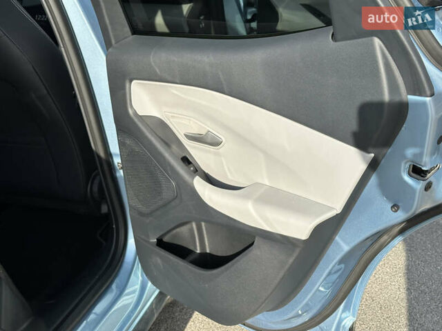 Синий Форд Explorer EV, объемом двигателя 0 л и пробегом 8 тыс. км за 35900 $, фото 35 на Automoto.ua