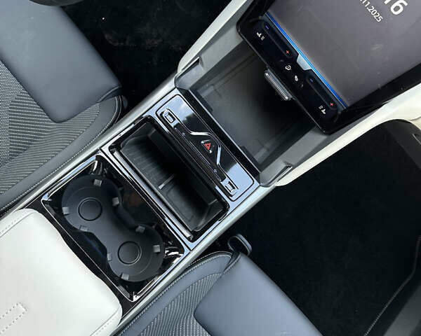 Синий Форд Explorer EV, объемом двигателя 0 л и пробегом 8 тыс. км за 35900 $, фото 14 на Automoto.ua